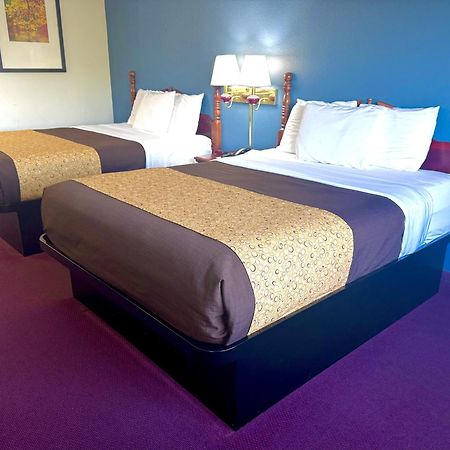 Scenic Hills Inn Брэнсон Экстерьер фото