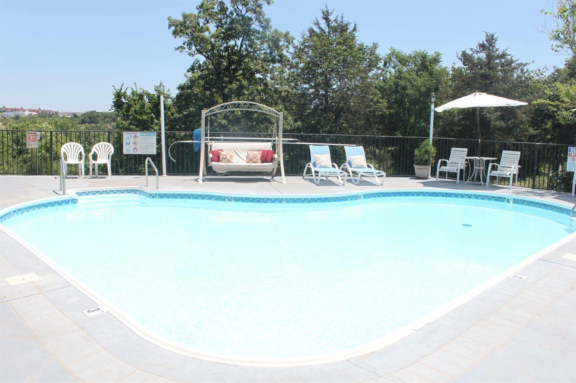Scenic Hills Inn Брэнсон Экстерьер фото